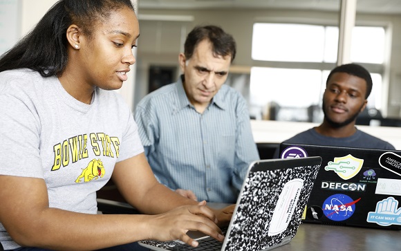 Apple Preps Bowie State to Become Community Coding Center | Bowie State