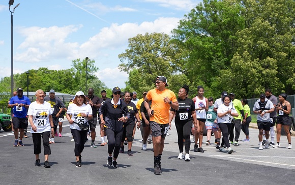 Students, Faculty and Supporters Participate in the Bulldog 5K Walk/Run