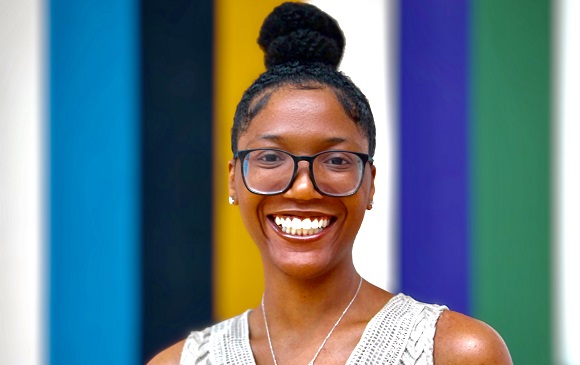 Bowie State Senior Ciyani Smith Earns National ArtTable Fellowship 