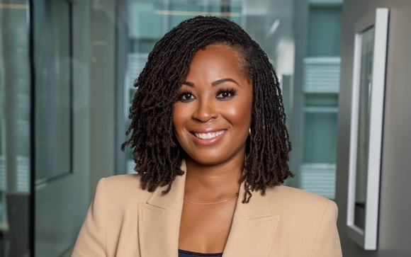 Alumna Establishes Endowment to Support Upper-Class Students