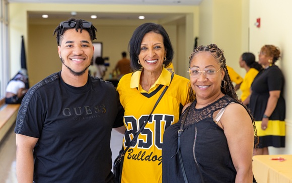 Bulldog Pride Takes Center Stage During Move-In Week