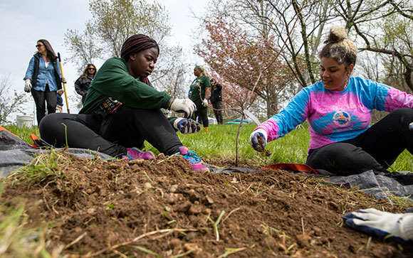 BSU Students Get Their Hands Dirty to Help the Environment